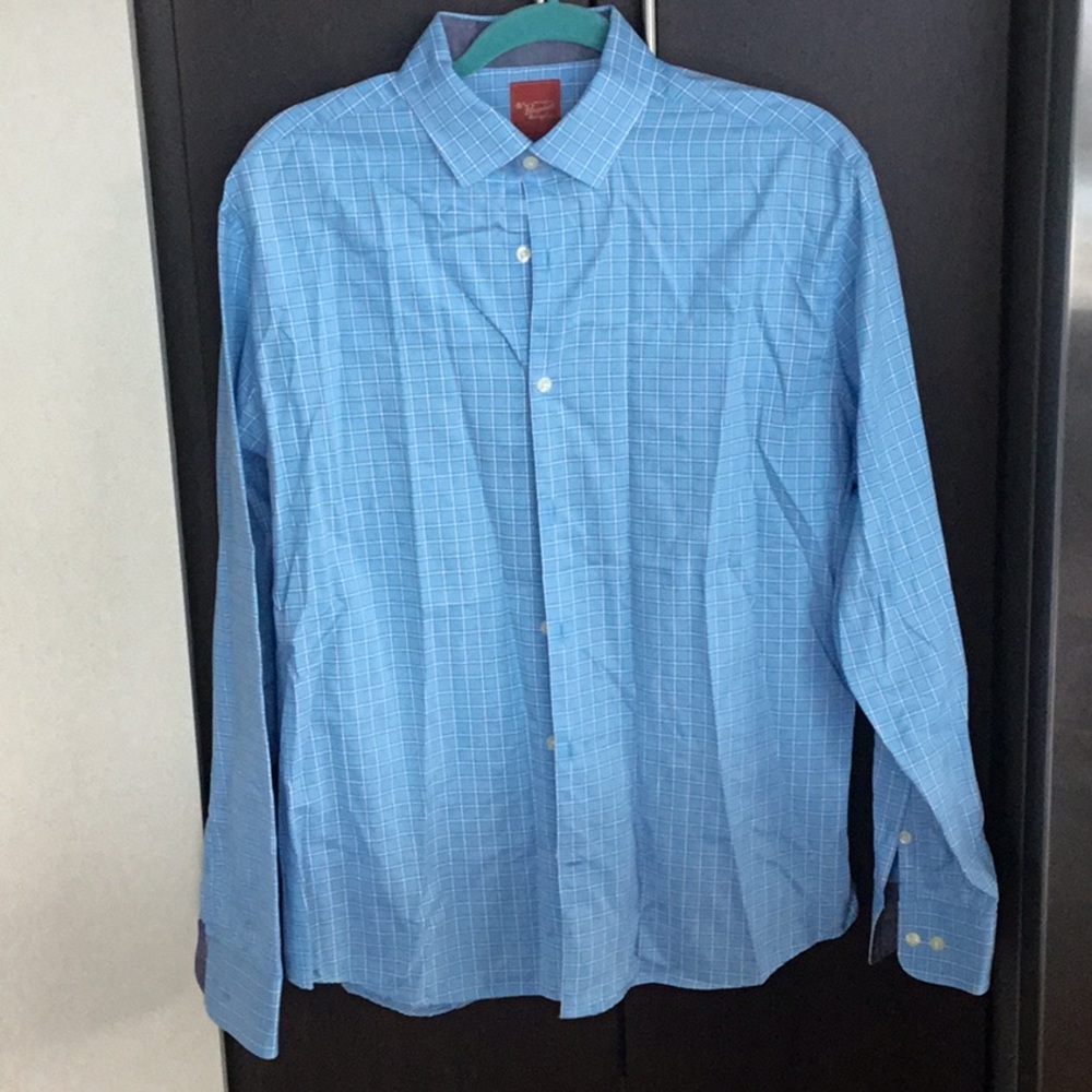 Penguin Men’s Light Blue Button Down - NWOT (M)